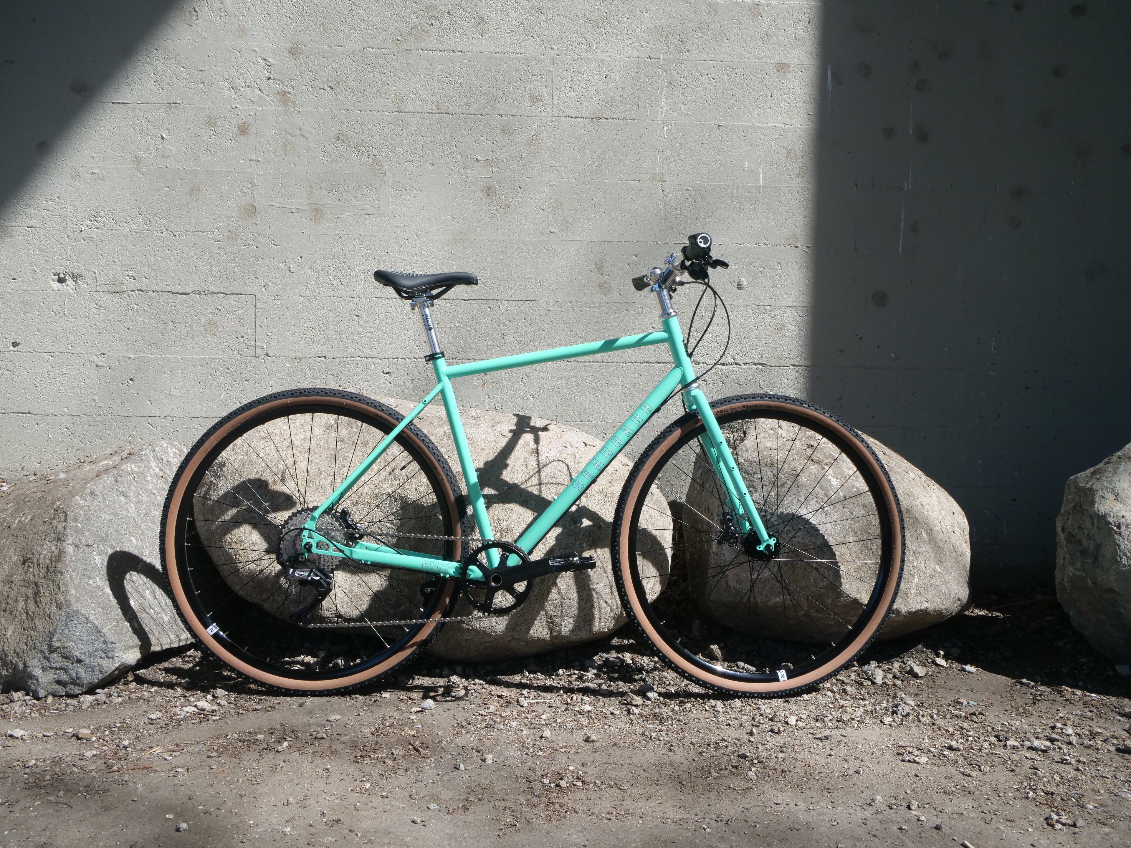 Evercoast Passage GRX Flat Bar Gravel Bicycle
