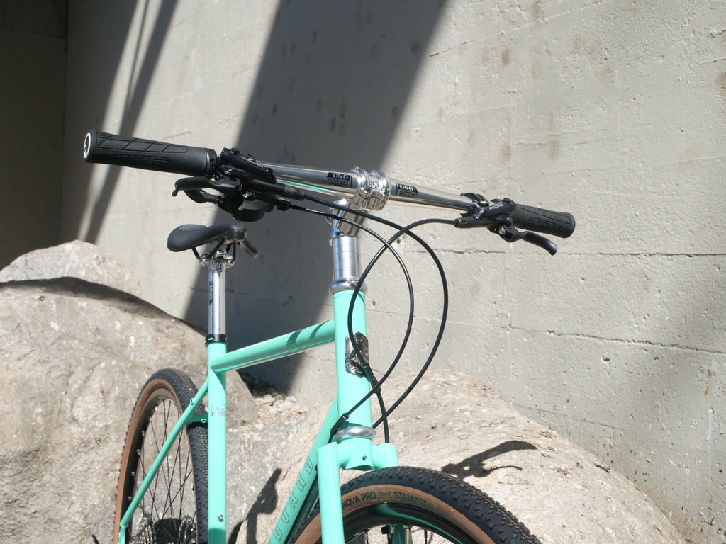 Evercoast Passage GRX Flat Bar Gravel Bicycle